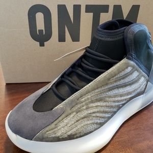 Yeezy QNTM Barium size 11
